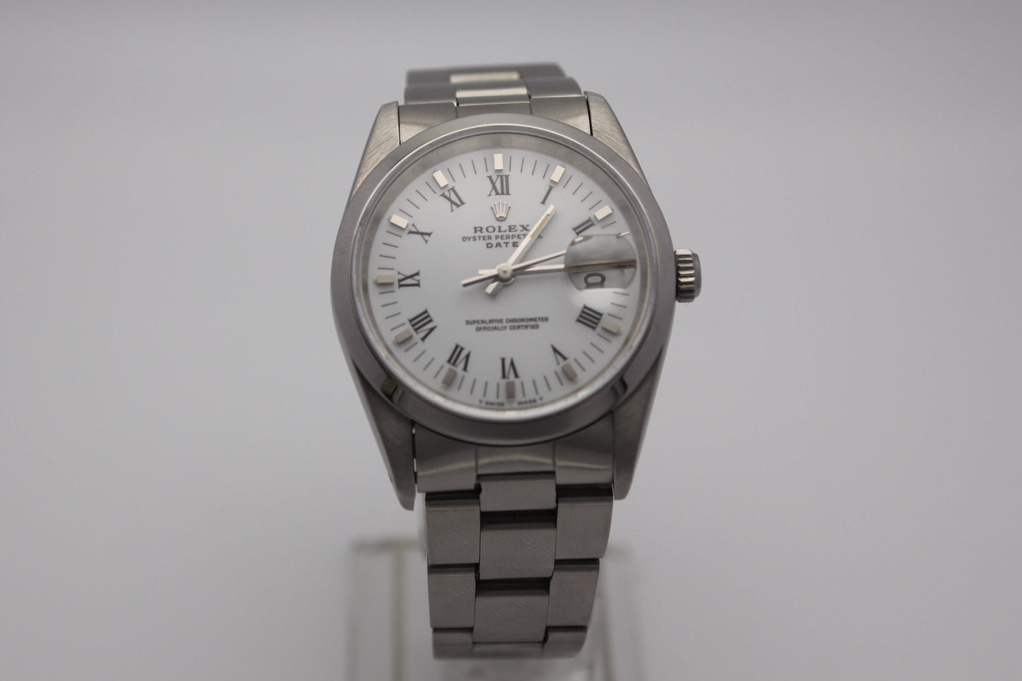 Rolex Oyster Perpetual Date Ref. 15200