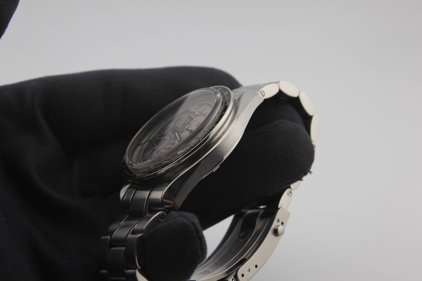 SPEED WATCHES Omega Speedmaster Apollo XVII – Ref. 311.30.42.30.99.002 - full size product image