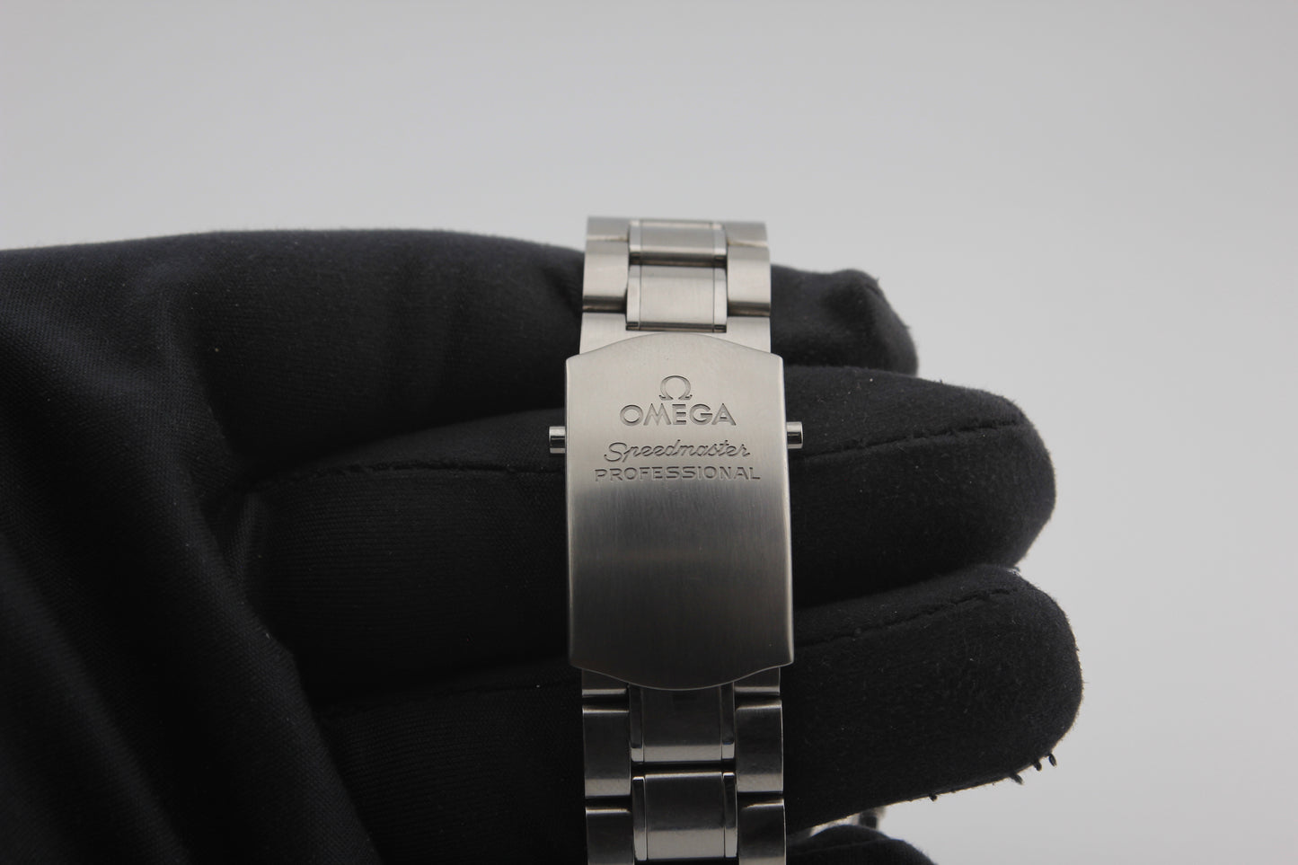 SPEED WATCHES Omega Speedmaster Apollo XVII – Ref. 311.30.42.30.99.002 - full size product image