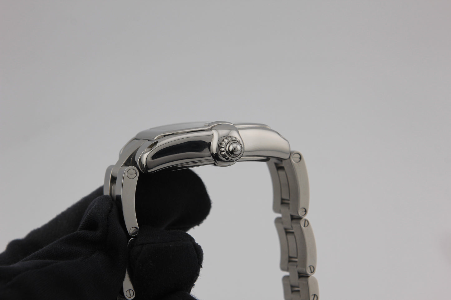 SPEED WATCHES Cartier Roadster Watch Ref. W62016V3 - full size product image