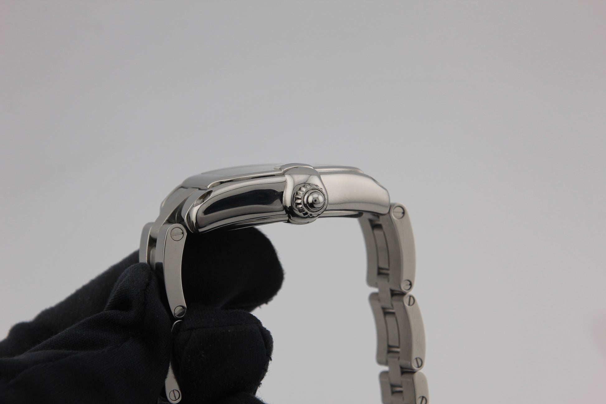 SPEED WATCHES Cartier Roadster Watch Ref. W62016V3 - gallery image 5