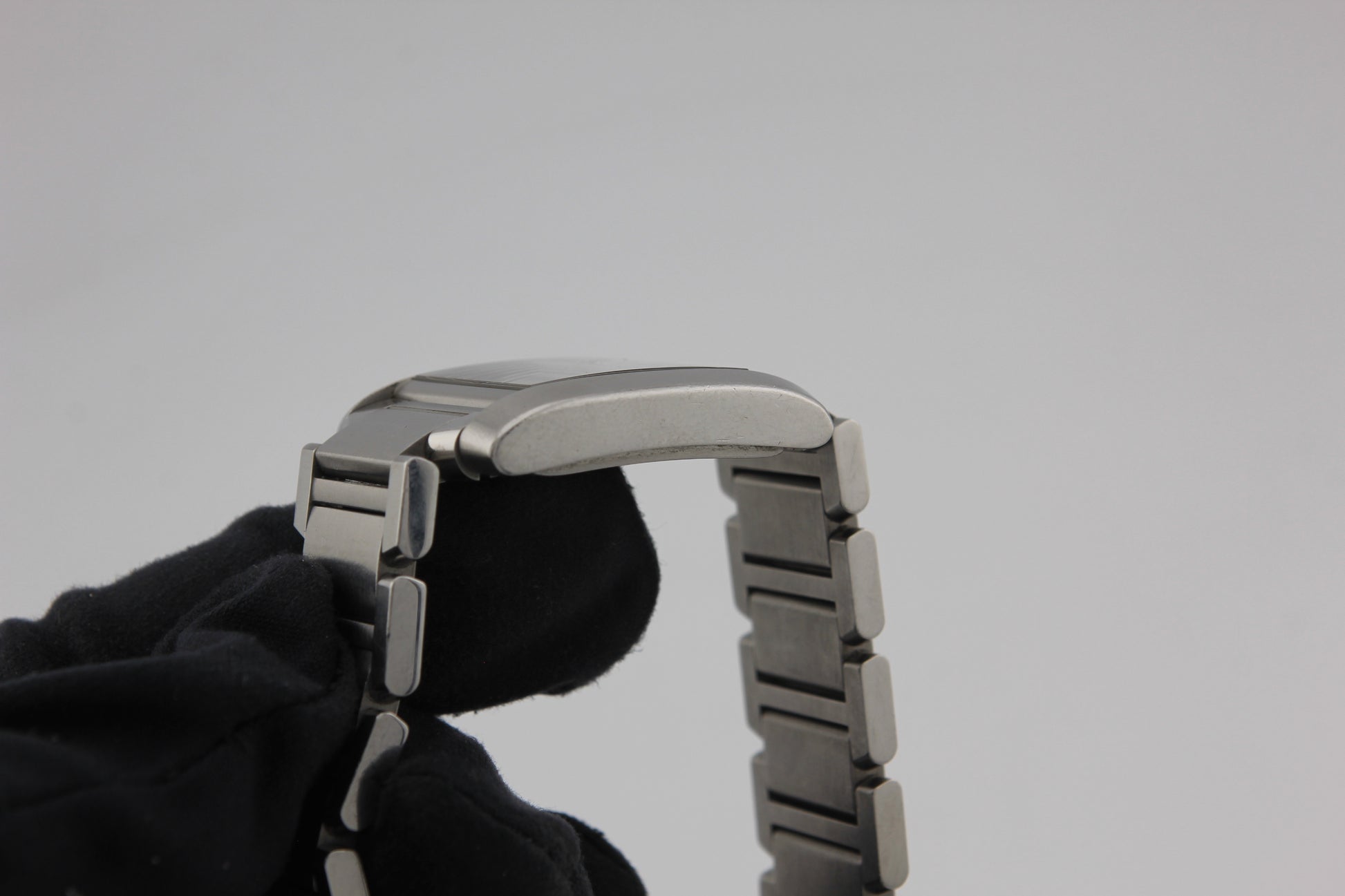 SPEED WATCHES Cartier Tank Française Quartz – Ref. W51011Q3 - gallery image 5