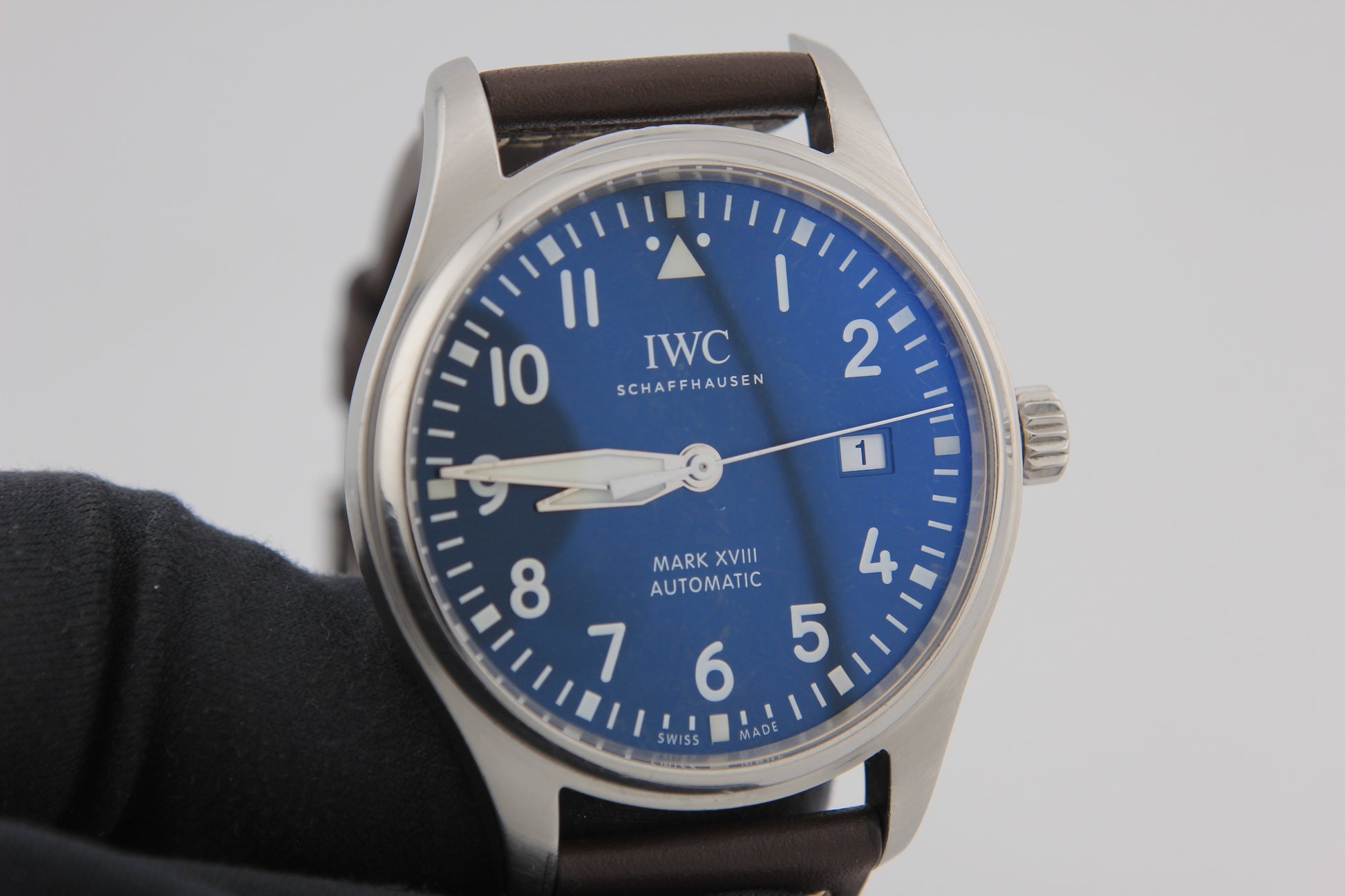 SPEED WATCHES IWC Pilot's Watch Mark XVIII Edition "Le Petit Prince" – Ref. IW327004 - gallery image 13