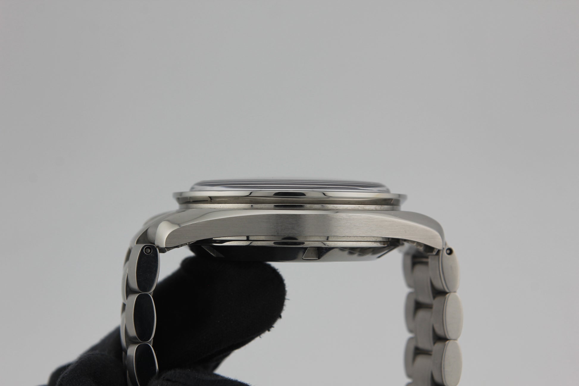 SPEED WATCHES Omega Speedmaster Schumacher Legend – Ref. 3507.51.00 - gallery image 11