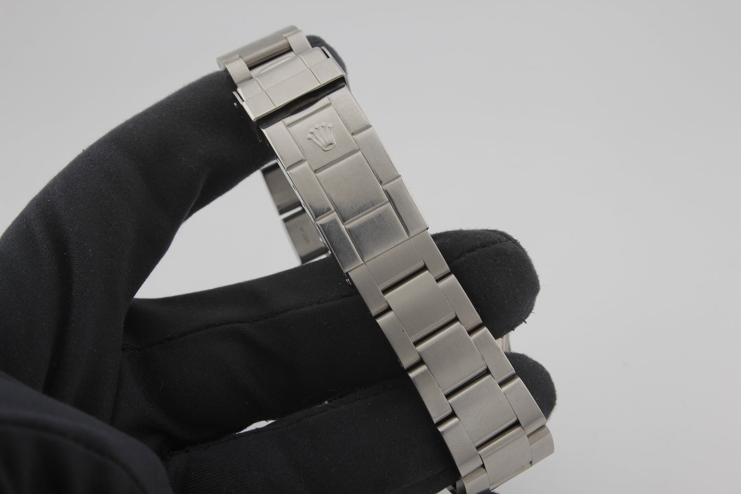 SPEED WATCHES Rolex Submariner Date 16610 – Black Dial - full size product image