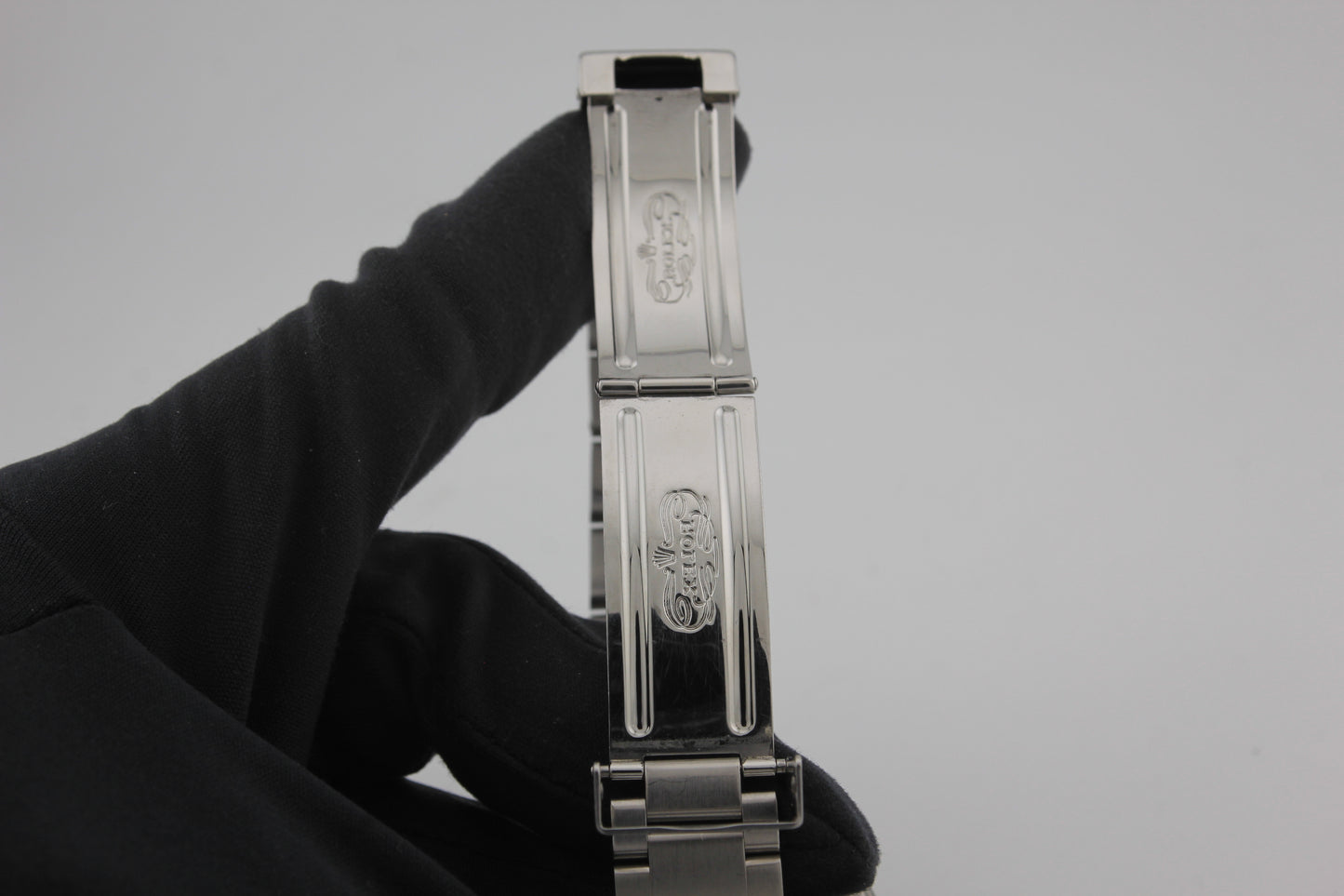 SPEED WATCHES Rolex Submariner Date 16610 – Black Dial - full size product image