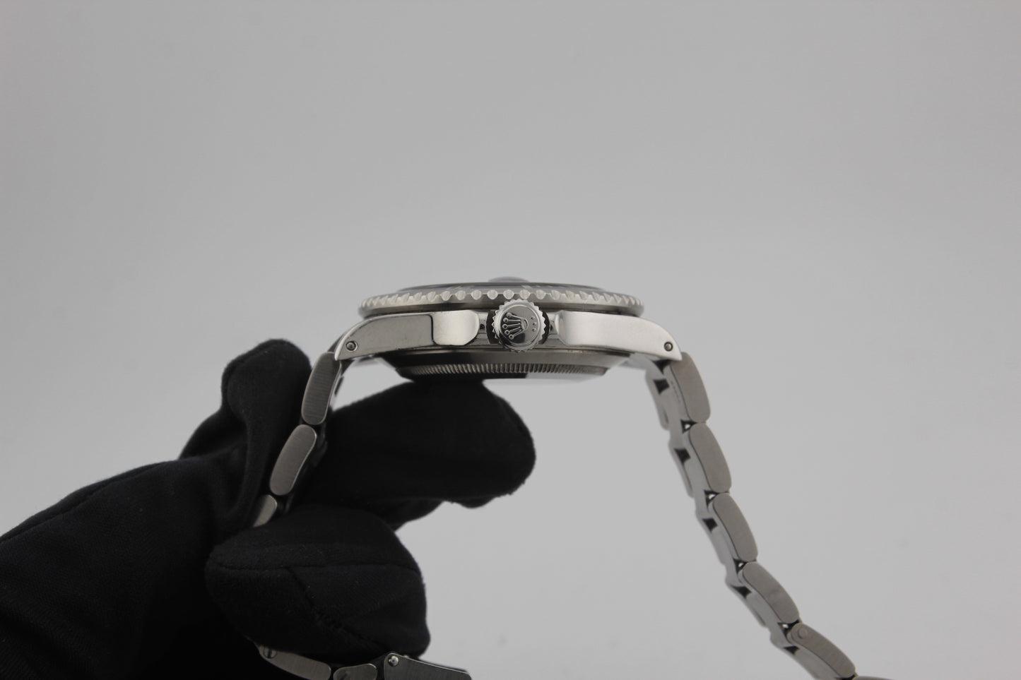 SPEED WATCHES Rolex Submariner Date 16610 – Black Dial - full size product image